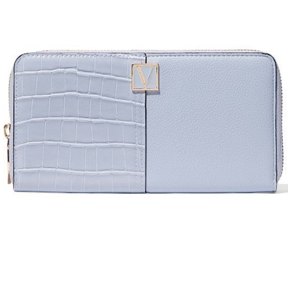 Nip luxury VS sky blue 1/2 vegan croc gold tone v zip long wallet - Picture 2 of 5